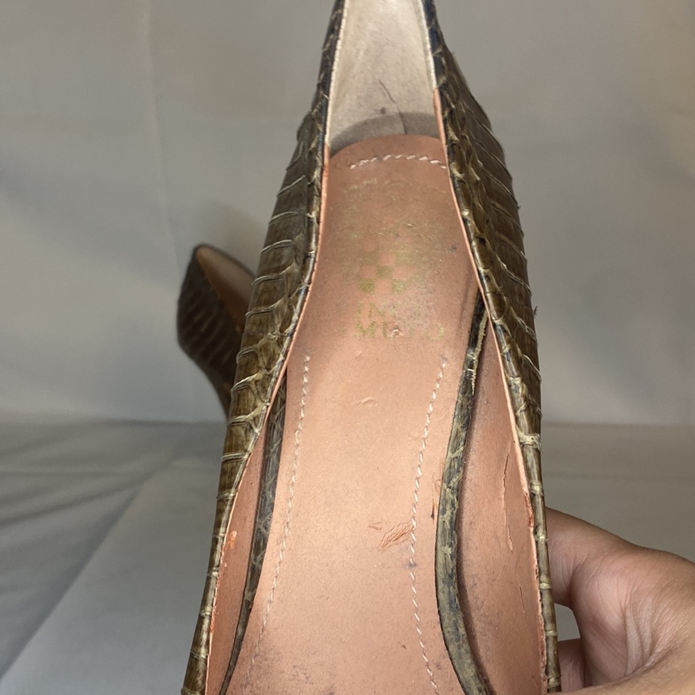 Vince Camuto Snake Skin heels - Picture 7 of 10